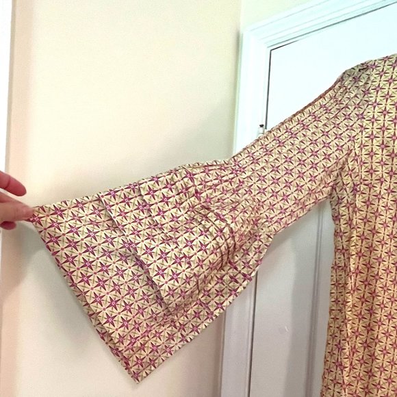 70s Flair, Ark & Co. v-neck long sleeve mini dress with bell sleeves, size Small - Picture 13 of 13